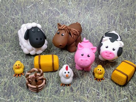 How To Make Farm Animal Cake Toppers